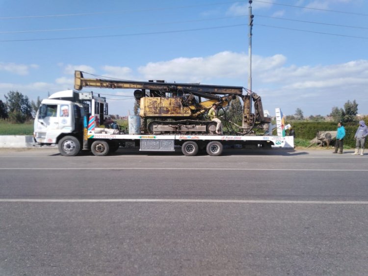 ونش انقاذ معدات وكلاركات 01004002135