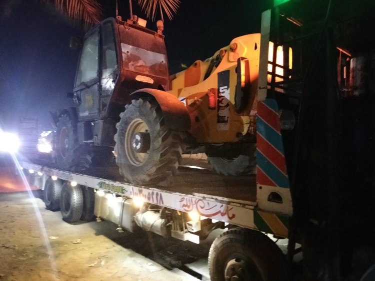 ونش انقاذ معدات وكلاركات وفورك لفت 01003170883